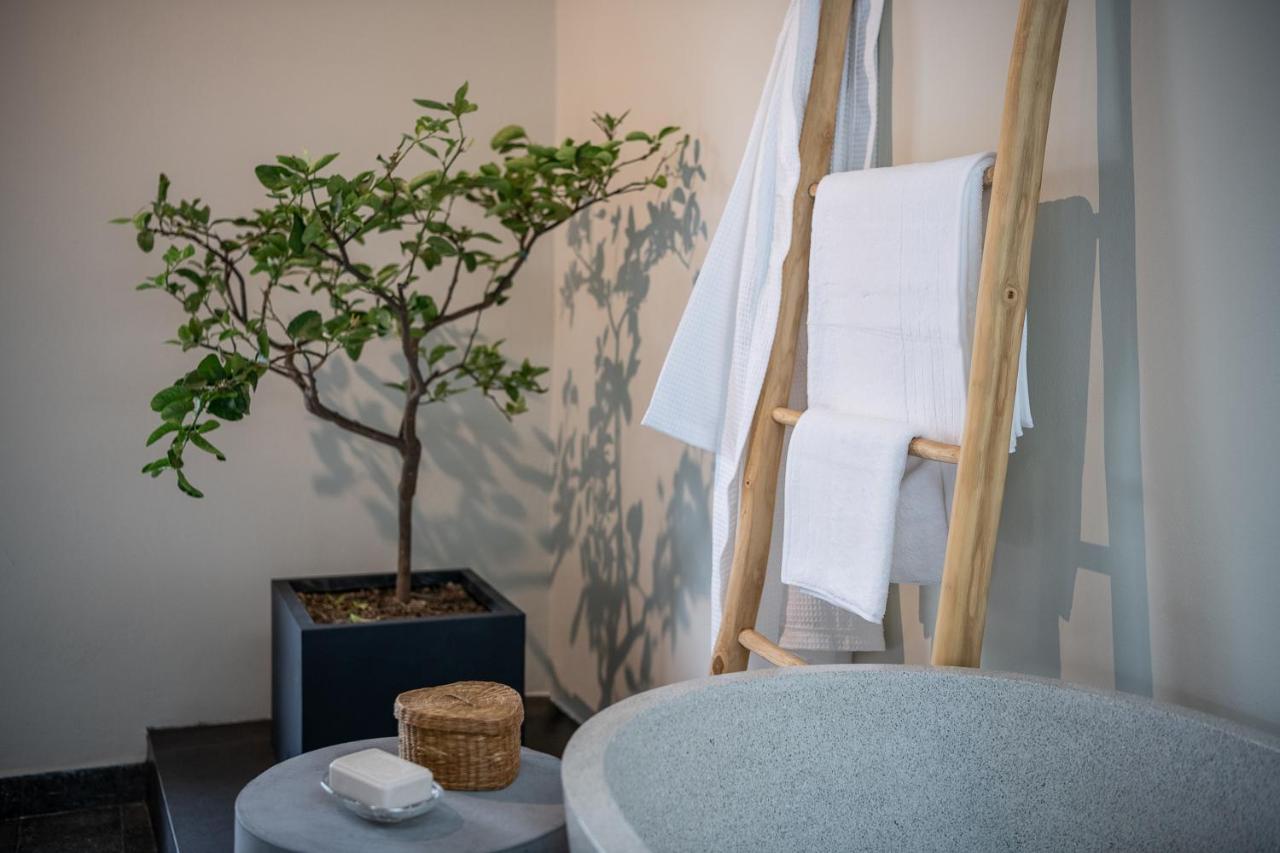 Velanis ηouse, Style Into Nature - Secluded *