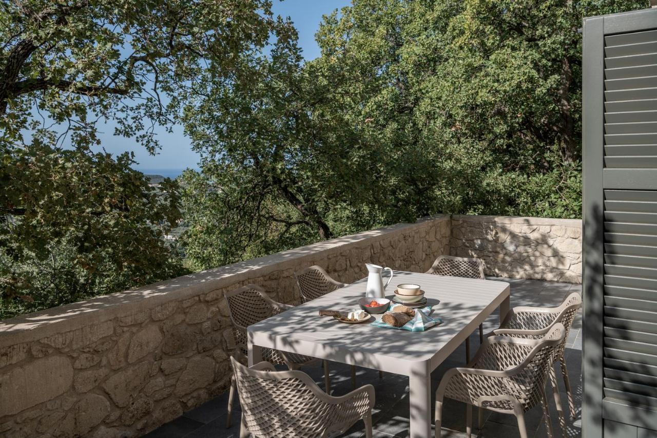 Hébergement de vacances Velanis ηouse, Style Into Nature - Secluded