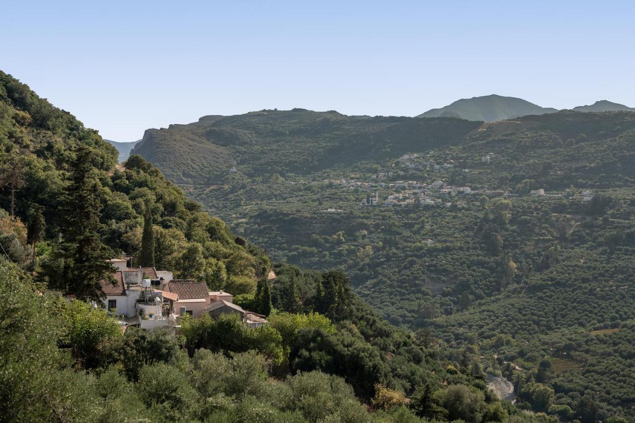 Velanis ηouse, Style Into Nature - Secluded Hébergement de vacances