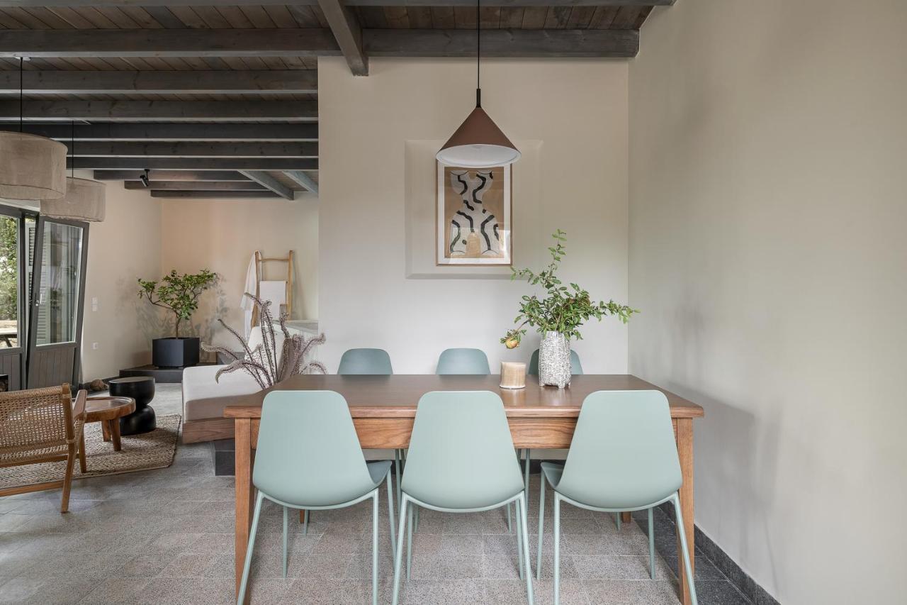 Velanis ηouse, Style Into Nature - Secluded Hébergement de vacances *